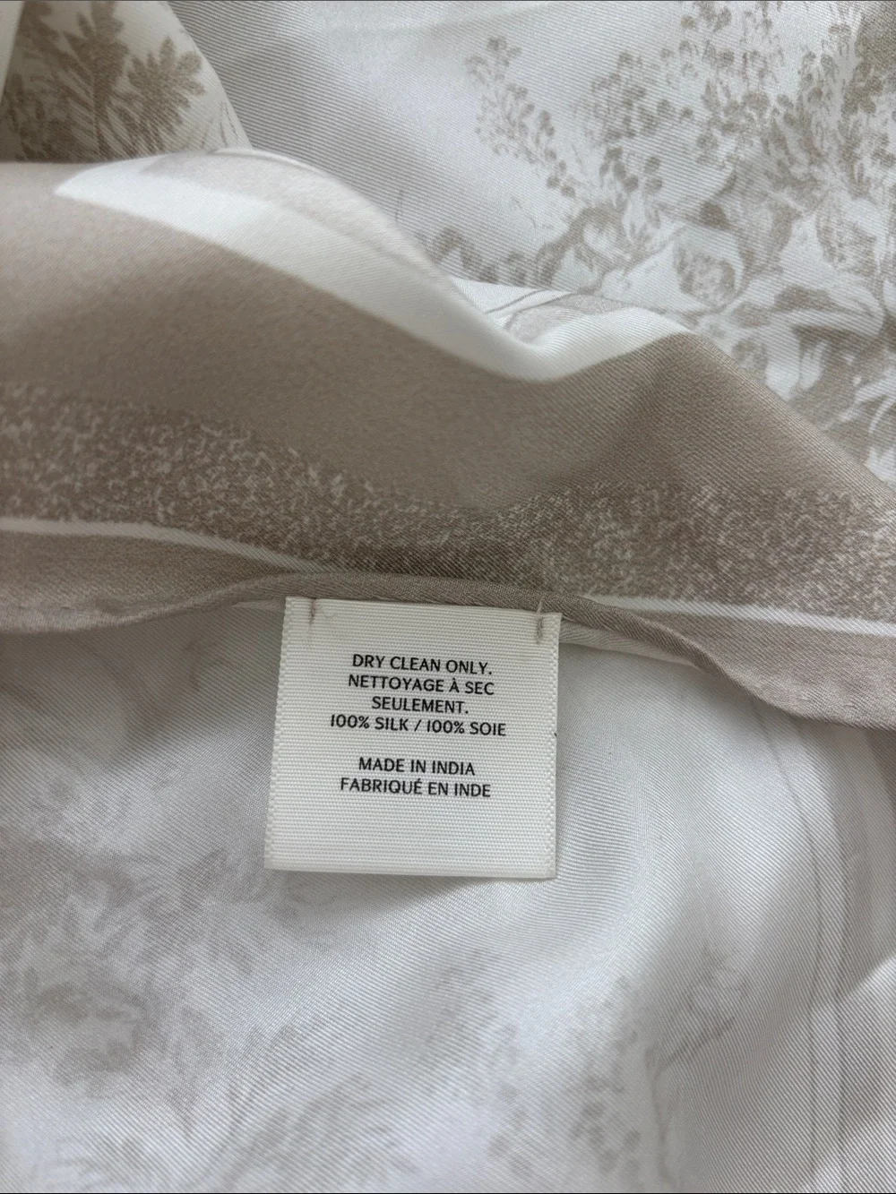 Aritzia Elite 100% Silk Scarf